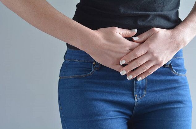 stomach pain while on the keto diet